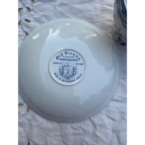 Wood and Sons Old Vienna Blue White Ironstone Tea Cup Saucer Set England Vintage - Picture 6 of 7